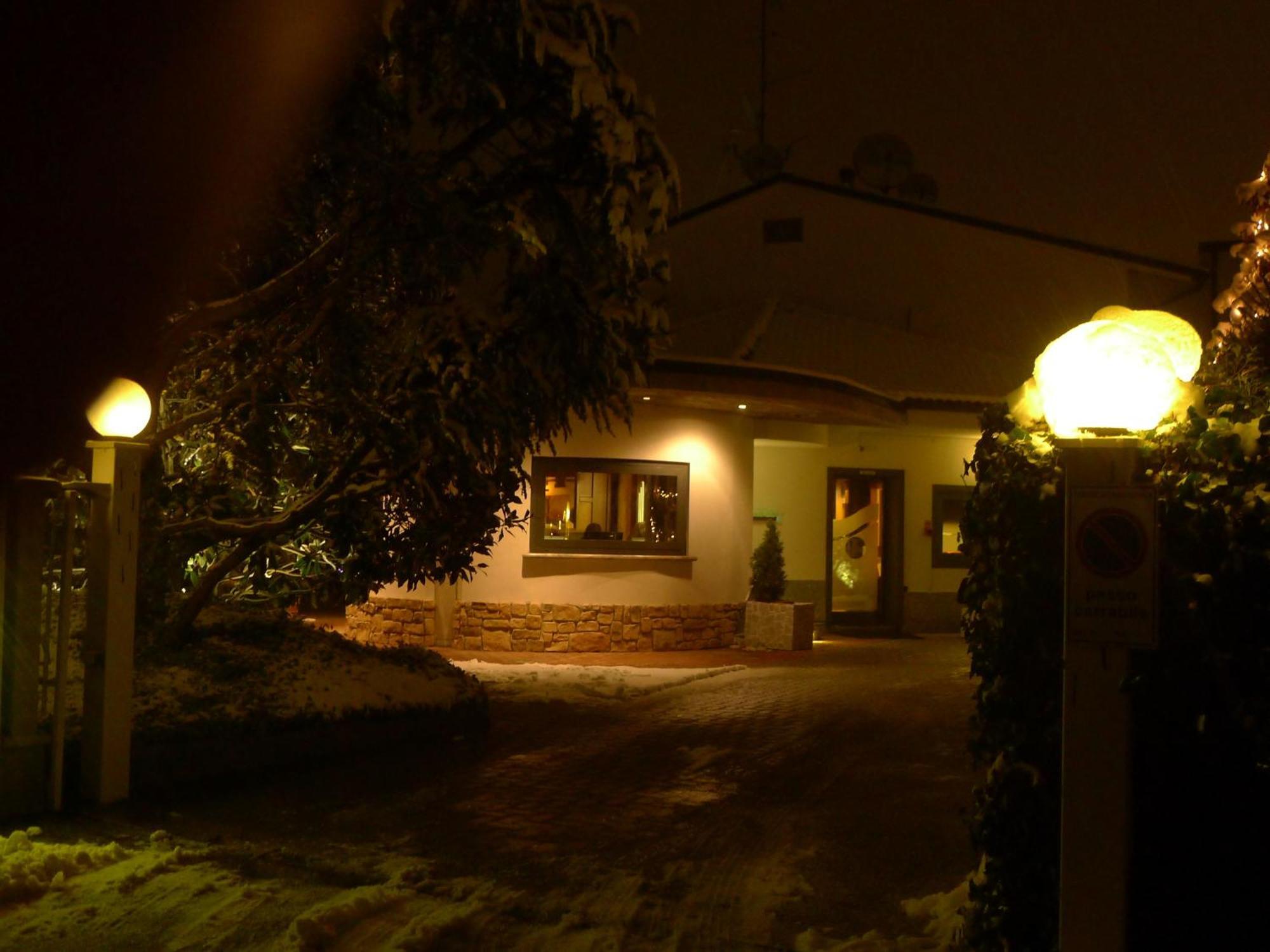 Hotel Motel K Casei Gerola Экстерьер фото