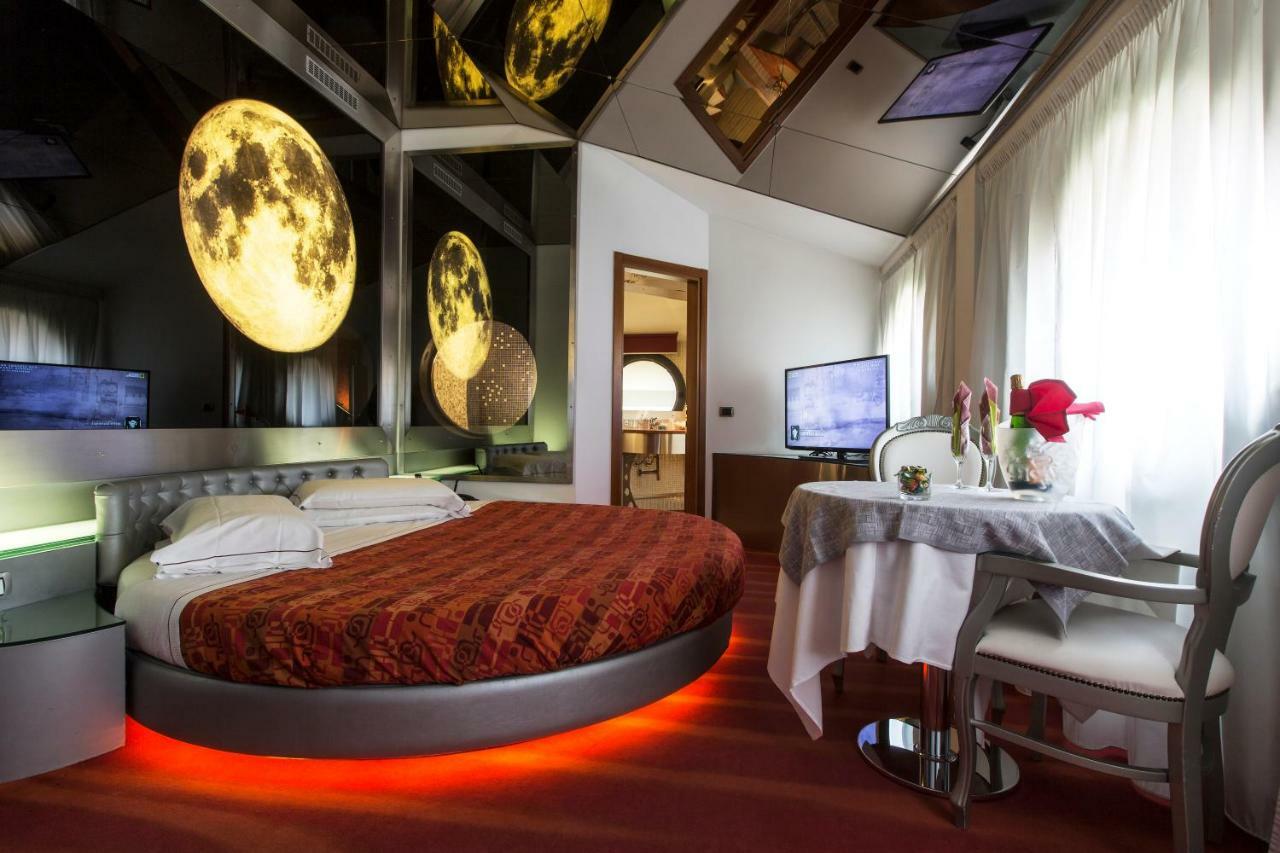 Hotel Motel K Casei Gerola Экстерьер фото